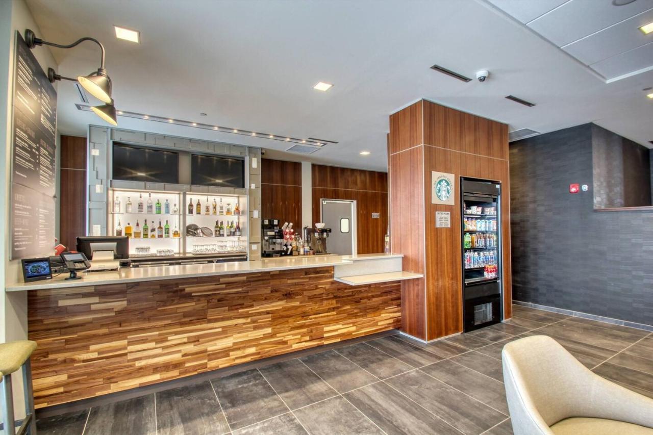 Отель Courtyard By Marriott Фарго Экстерьер фото