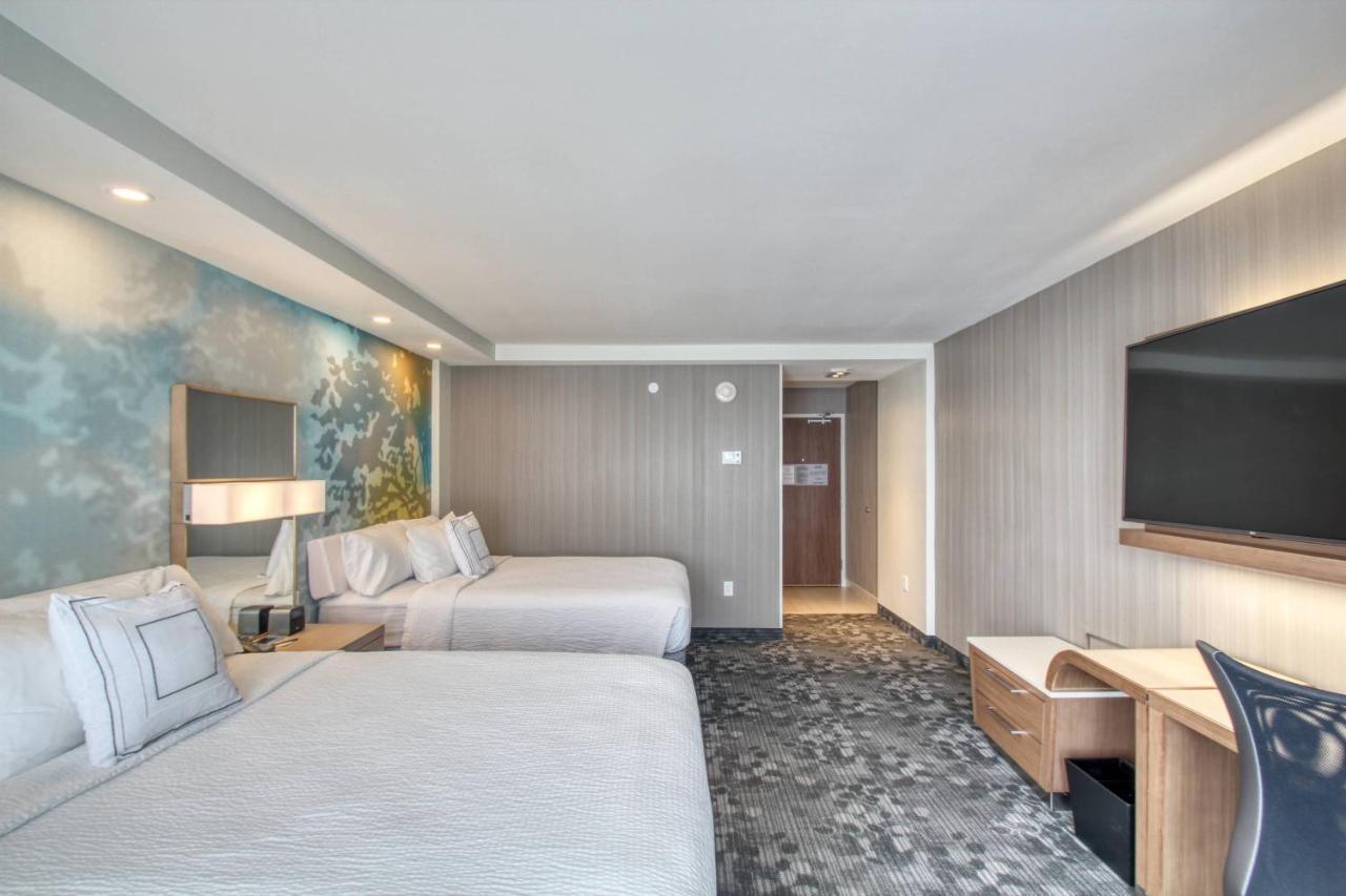 Отель Courtyard By Marriott Фарго Экстерьер фото