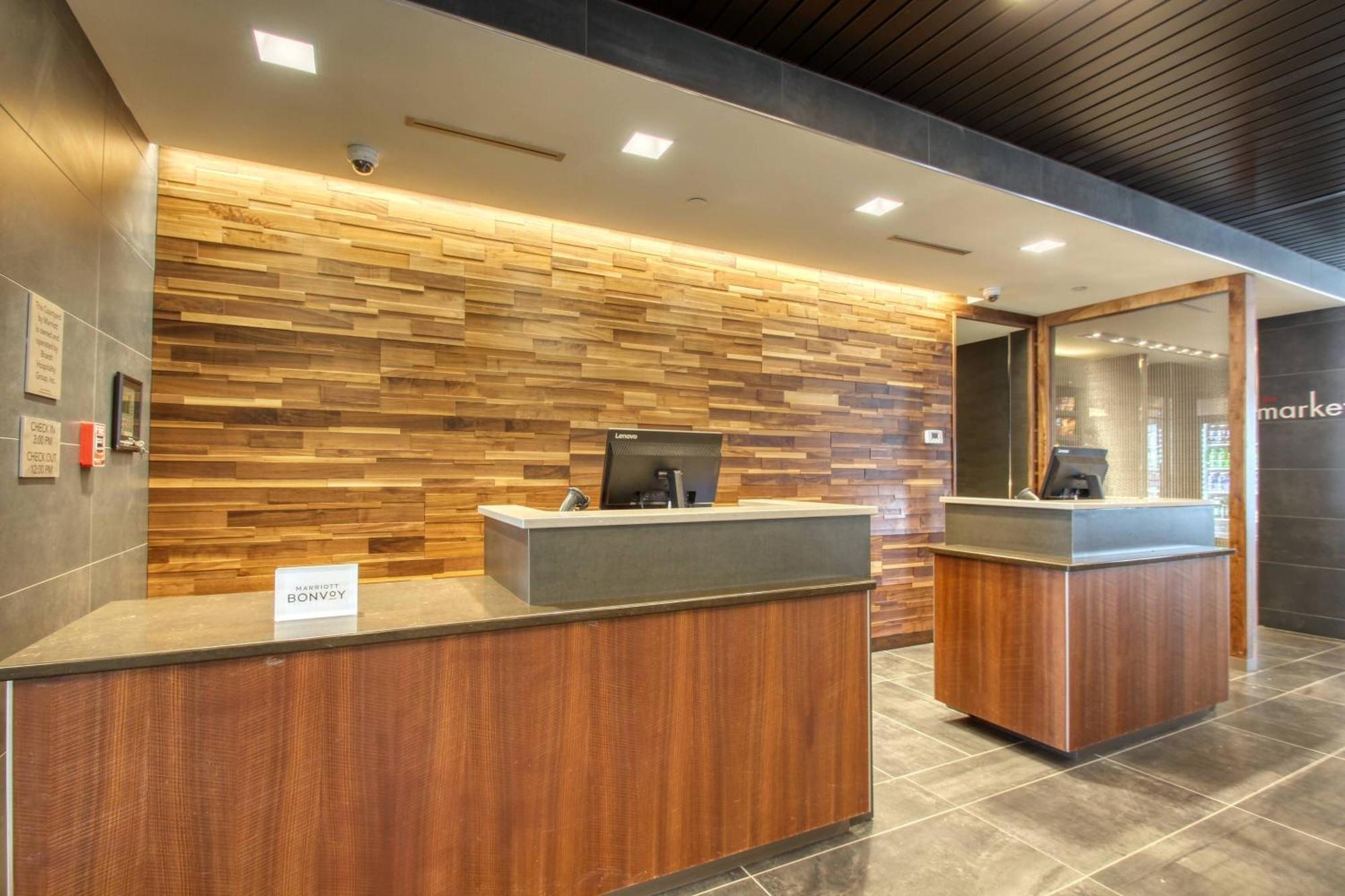 Отель Courtyard By Marriott Фарго Экстерьер фото