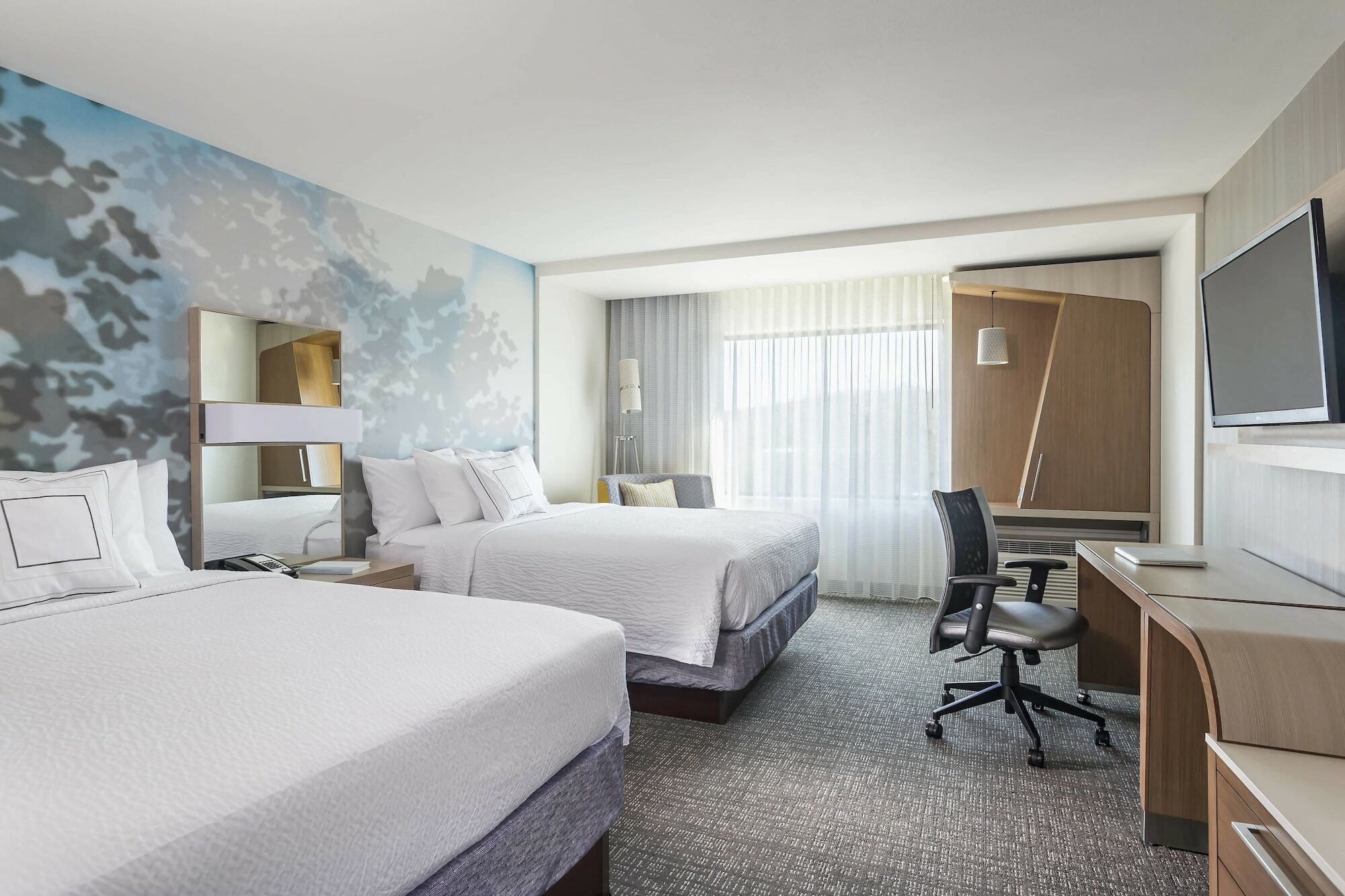 Отель Courtyard By Marriott Фарго Экстерьер фото